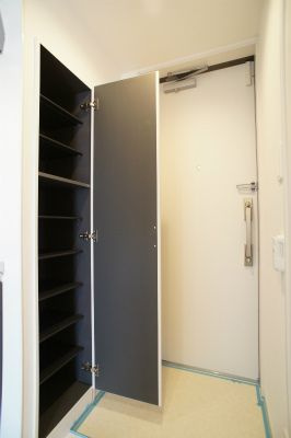 リブリ・上尾の玄関|※同仕様