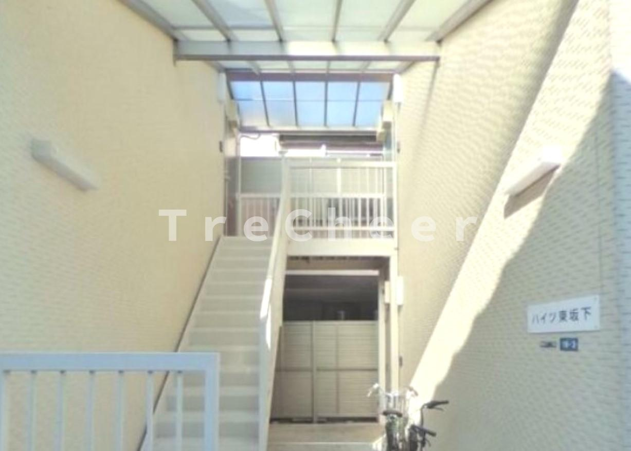 ハイツ東坂下のエントランス