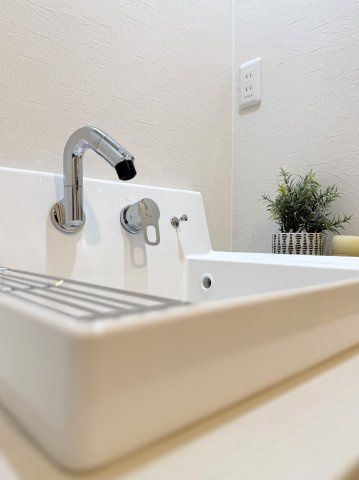 サーパス西大畑の洋室