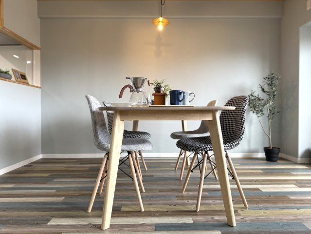 サーパス西大畑の居間・リビング