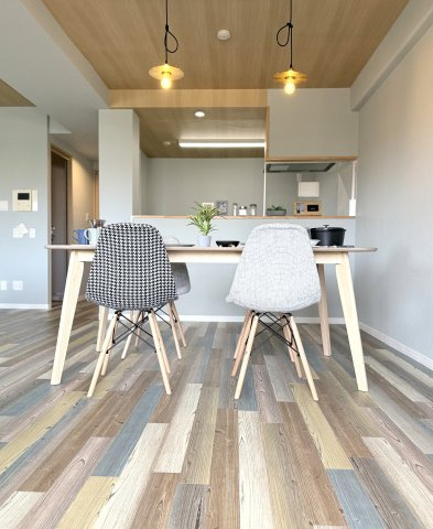 サーパス西大畑の居間・リビング