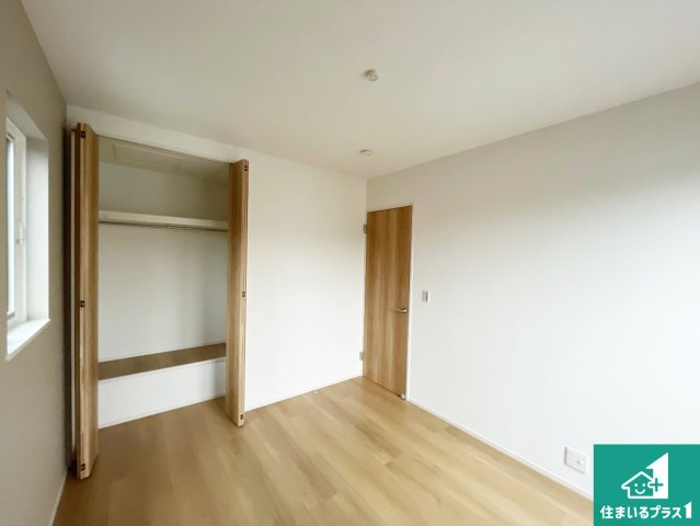 神戸市垂水区塩屋町　第1期　新築一戸建ての洋室|シンプルな洋室は、自分好みのインテリアが楽しめます♪ご家族とインテリアや家具を選びに行くのは新築購入時の醍醐味の一つです。ぜひお楽しみください♪