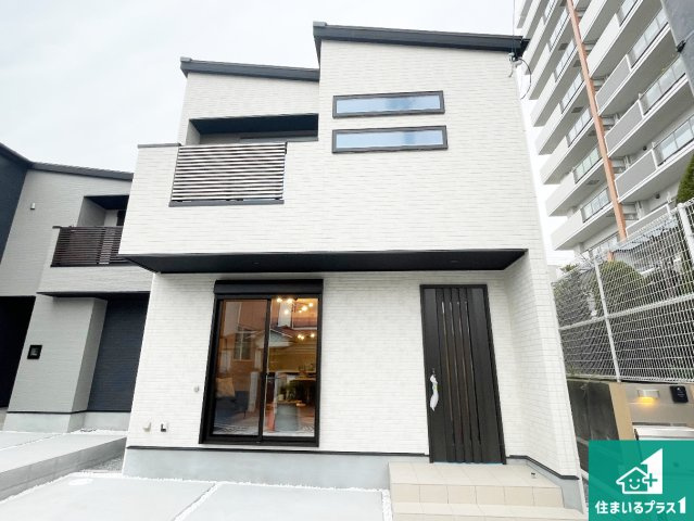 神戸市垂水区塩屋町　第1期　新築一戸建ての外観|安心の10年保証！外観を美しく保ち、雨水で汚れを落とします！気になることがありましたら、お気軽にお問い合わせください！