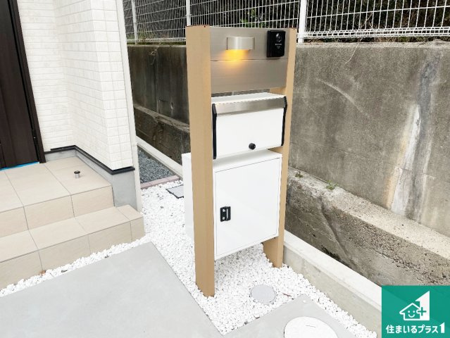 神戸市垂水区塩屋町　第1期　新築一戸建ての外観|安心の10年保証！外観を美しく保ち、雨水で汚れを落とします！気になることがありましたら、お気軽にお問い合わせください！