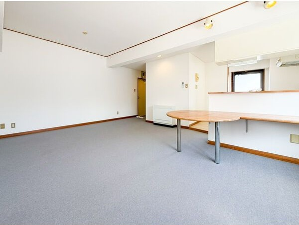 荘苑ひがし栄の居間・リビング