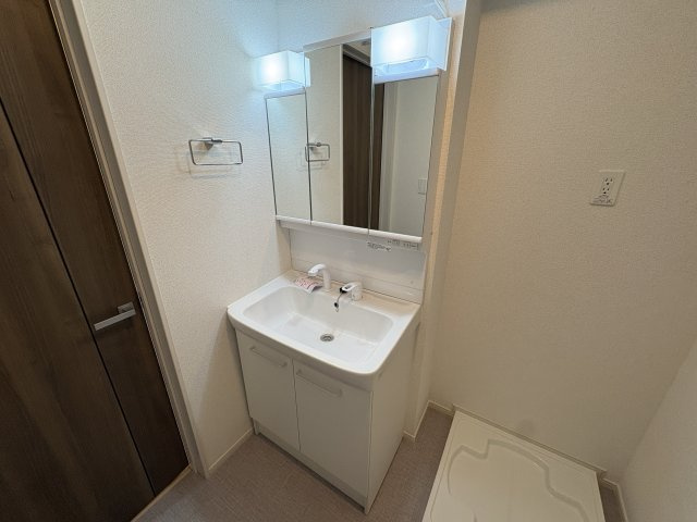 ヒカルサ明石土山の洗面所