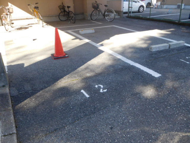 アメニティー水上の駐車場