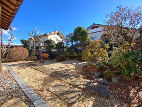 太田市 藪塚町（藪塚駅） 2階建 ４ＳＬＤＫの庭