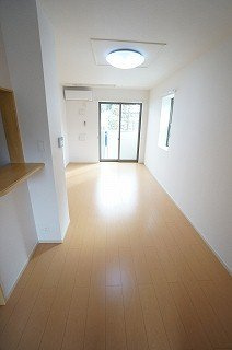 クリスタルブレイズの居間・リビング