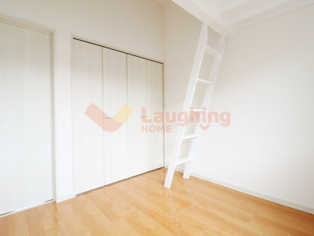 クラシア諏訪野の洋室|広々とした洋室です