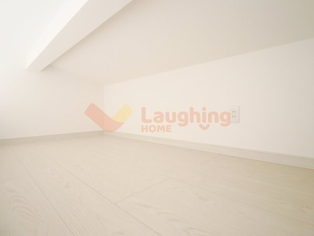 クラシア諏訪野の寝室|落ち着いた色調の寝室です