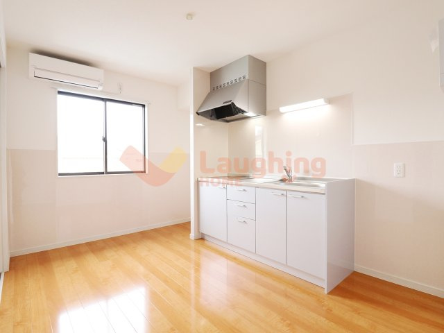 クラシア諏訪野の居間・リビング|使いやすい居間です