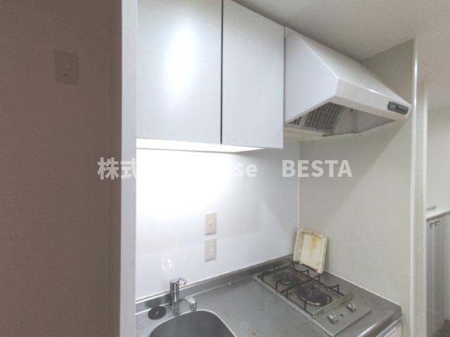 レジディア三宮東のキッチン