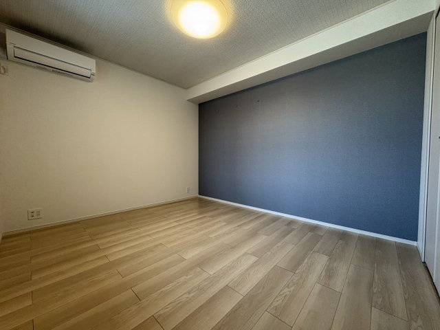 ヒカルサ明石土山の寝室