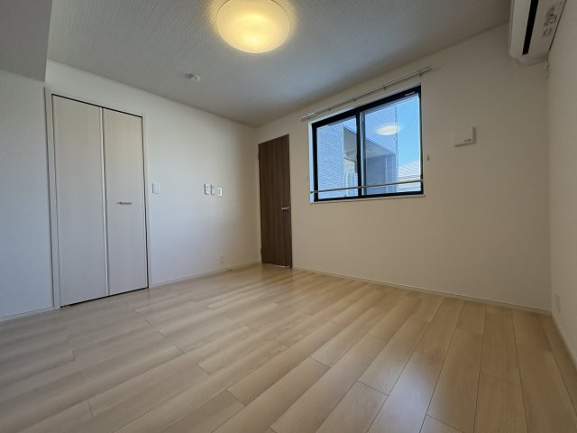 ヒカルサ明石土山の子供部屋