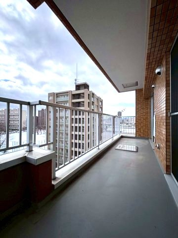 朝日プラザ東札幌Ⅲのバルコニー