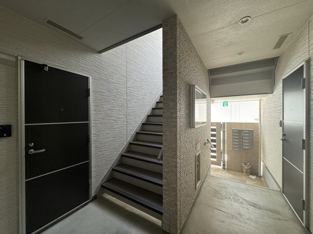 フジパレス我孫子前Ⅰ番館のエントランス