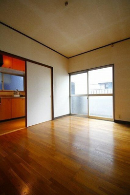 【居間・リビング】 | 新中里貸家