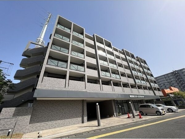 レシェンテ・ヴィラ　東福岡のエントランス