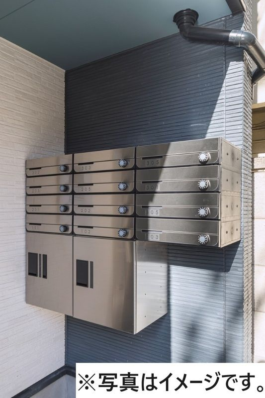 Crestmoor 千住大橋のエントランス