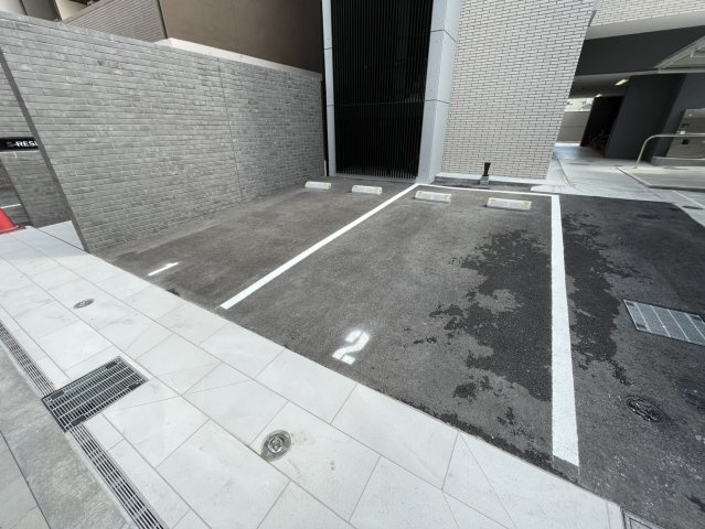 S-RESIDENCE天満橋arの駐車場