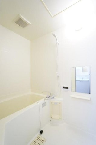 ラルゴ　プラーサⅡの浴室