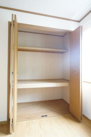 ラルゴ　プラーサⅡの収納