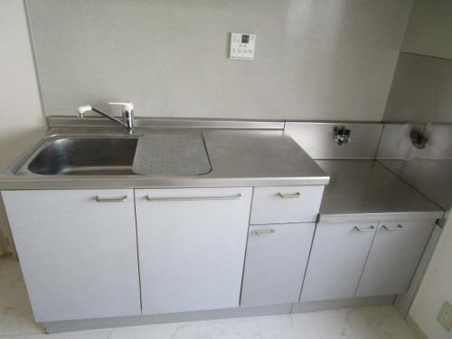 フロイント長門石のキッチン|キッチンでお料理をお楽しみください