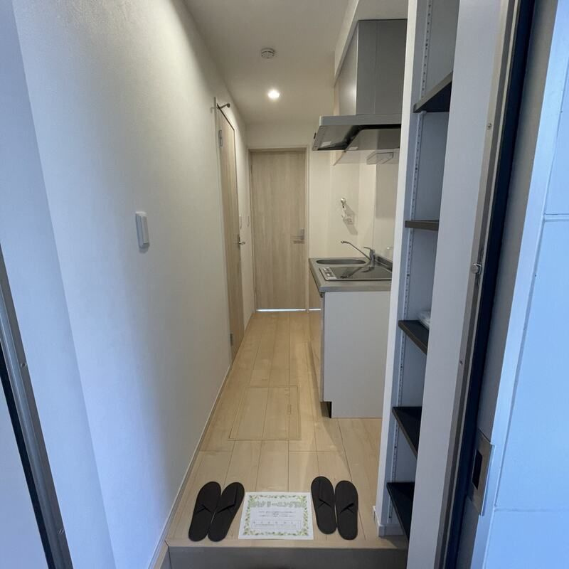 メルディア与野本町ⅡBの玄関