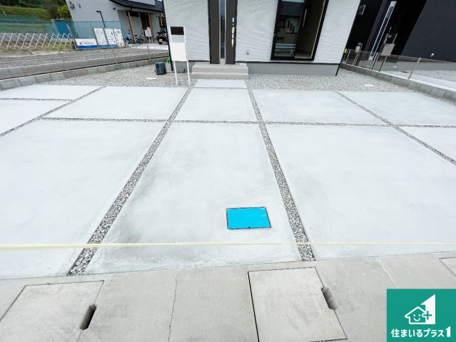 ●生駒郡斑鳩町龍田　第2期・第3期　新築一戸建ての駐車場|駐車スペース！散水栓があるので、こまめに愛車を洗えます！
