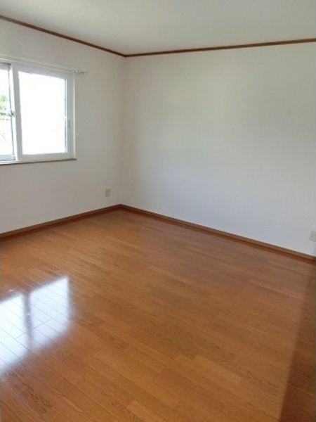 アップルヴィレッジT棟の居間・リビング