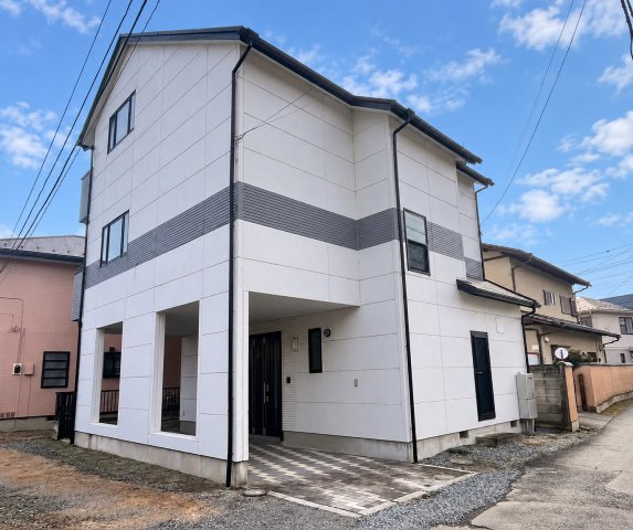前橋市北代田町既存住宅の外観