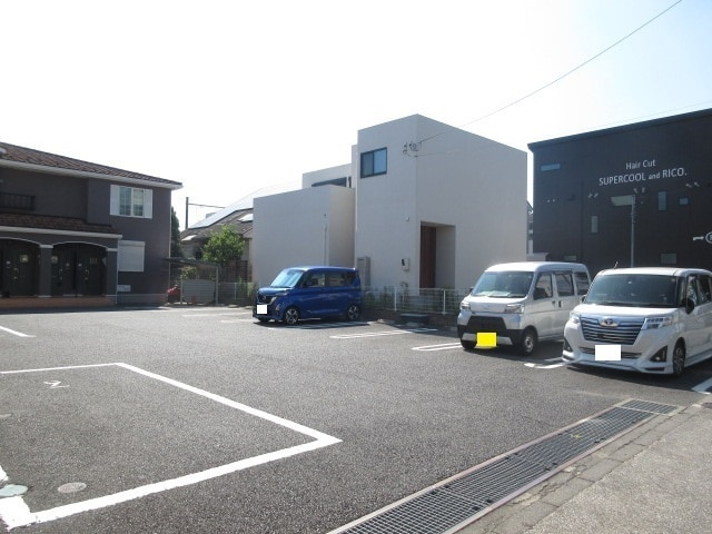 【駐車場】 | エクロジオンⅠ | 駐車場