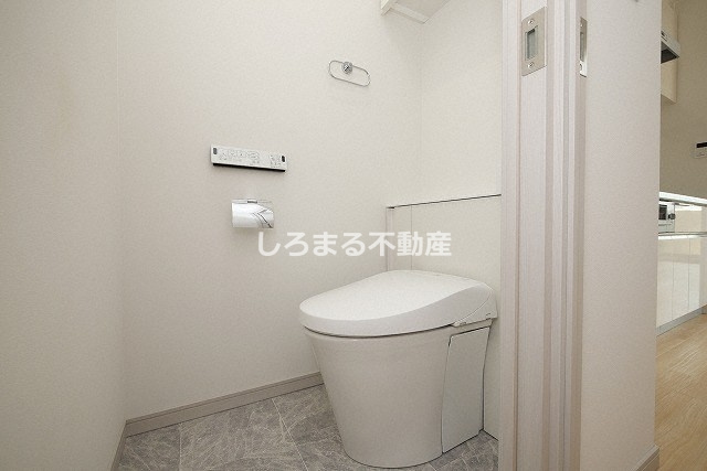 藤の邸　江戸堀のトイレ