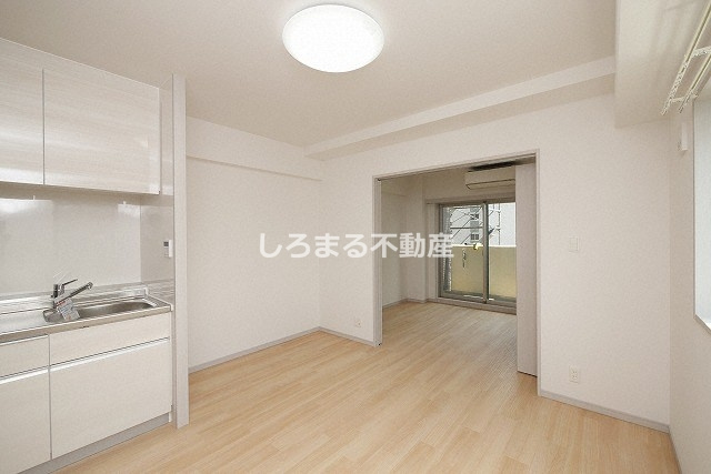 藤の邸　江戸堀の居間・リビング