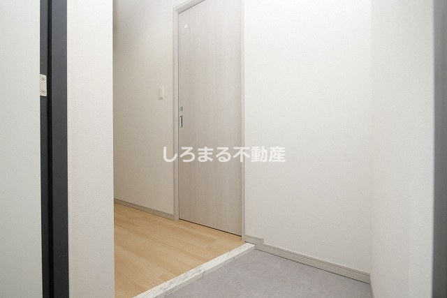 藤の邸　江戸堀の玄関