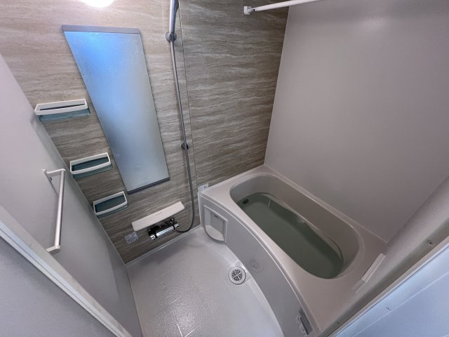 サンフラワーの浴室