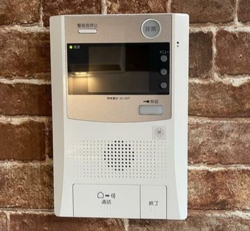 THE OXFORD FLATの設備|モニター付きインターホン☆（同一仕様写真）