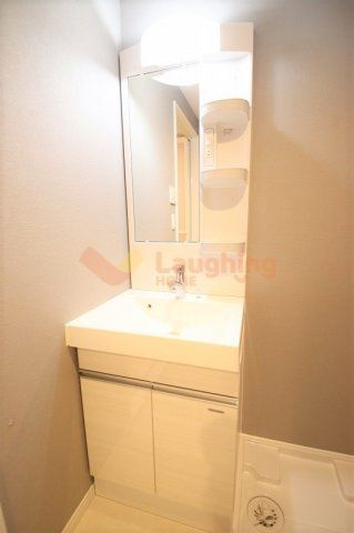 久留米市西町のアパートの洗面所|忙しい朝には欠かせない洗面所です