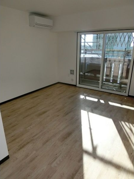 スカイヴィレッジ(Sky　village)盛南の居間・リビング