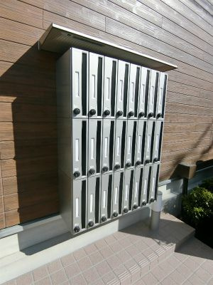 リブリ日進のエントランス