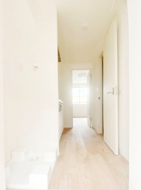 エバーズ若葉の玄関