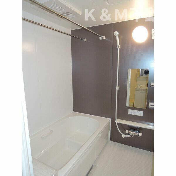 Ｐｌｕｓｌｉｎ　Ｇａｒｄｅｎ（プラスリンガーデン）の浴室|お風呂です