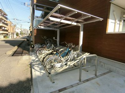 リブリ・大成のエントランス