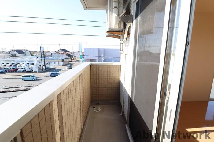 ウィステリアのバルコニー|バルコニー