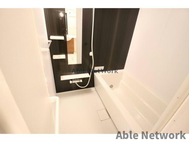 ウィステリアの浴室|追い炊き機能付きバス