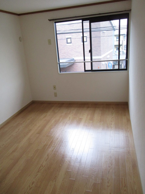 ドミールⅡの居間・リビング