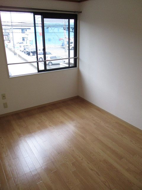 ドミールⅡの居間・リビング