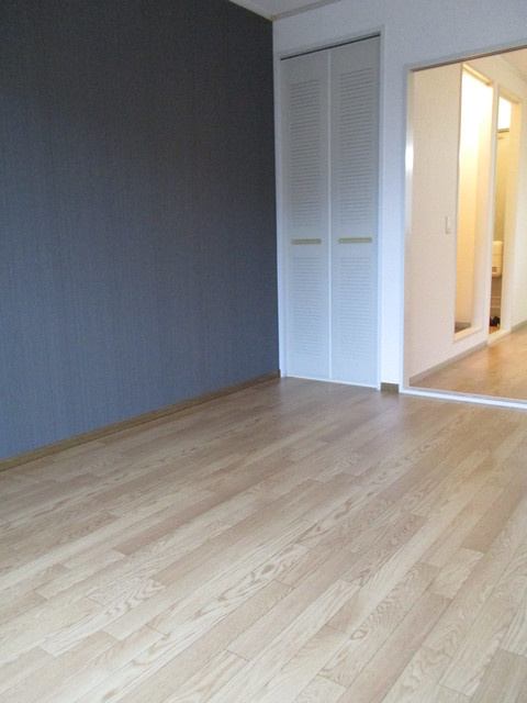 ドミールⅡの居間・リビング