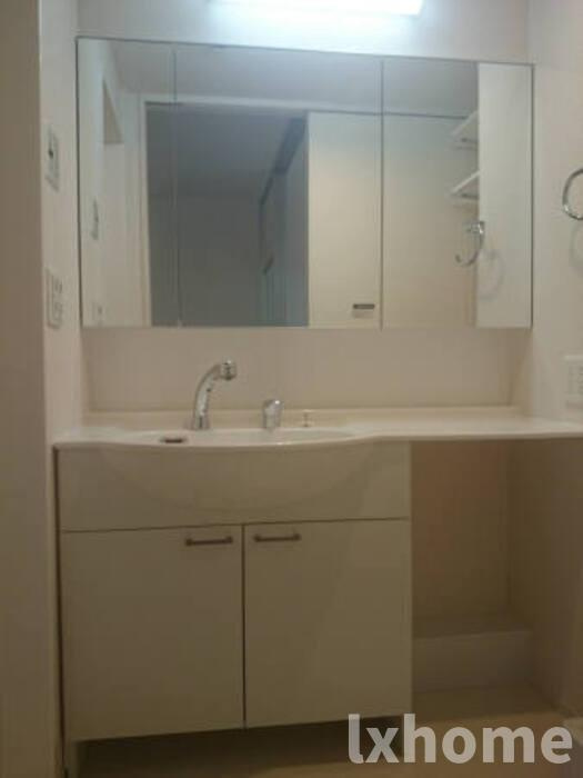 レスト バレル上泉の洗面所|忙しい朝には欠かせない洗面所です